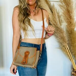 VINTAGE DOONEY BOURKE Essex Pebble Taupe Brown Leather Crossbody Purse Bag Small